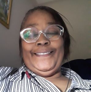 Meet your Posher, Joyce